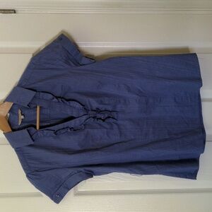 RW & Co. Short sleeve ruffles front top v neck flattering fit blouse shirt